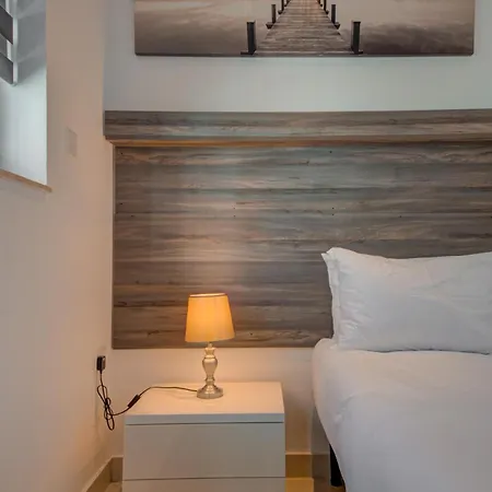 Apartamento 3br Penthouse With Private Jacuzzi In St Julians By 360 Estates *