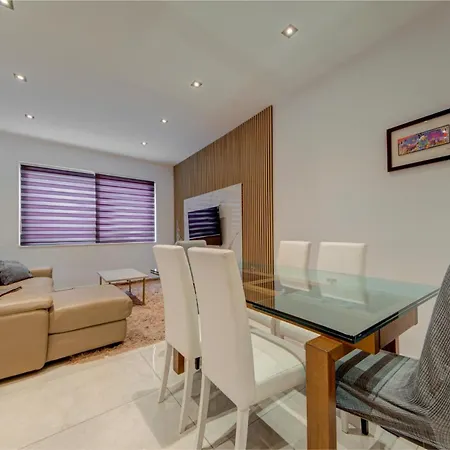 Apartamento 3br Penthouse With Private Jacuzzi In St Julians By 360 Estates