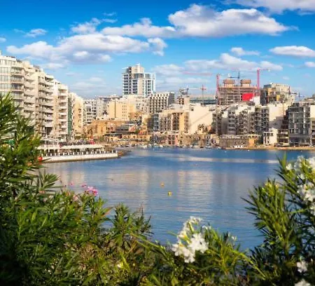 3br Penthouse With Private Jacuzzi In St Julians By 360 Estates Apartamento *