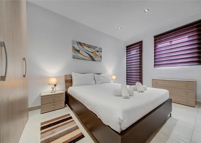 Διαμέρισμα 3br Penthouse With Private Jacuzzi In St Julians By 360 Estates