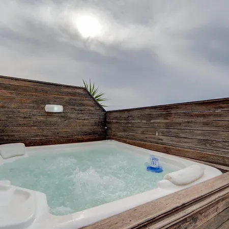 Appartement 3br Penthouse With Private Jacuzzi In St Julians By 360 Estates *