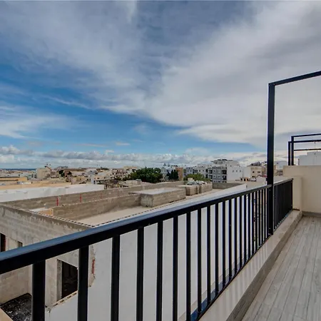 Stylish 3br Penthouse In St Julians With Balcony San Ġiljan