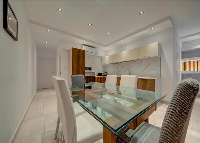 3br Penthouse With Private Jacuzzi In St Julians By 360 Estates Apartament *