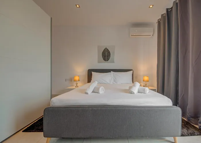 3br Penthouse With Private Jacuzzi In St Julians By 360 Estates * St. Julian's