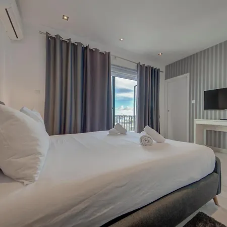 3br Penthouse With Private Jacuzzi In St Julians By 360 Estates * San Giuliano