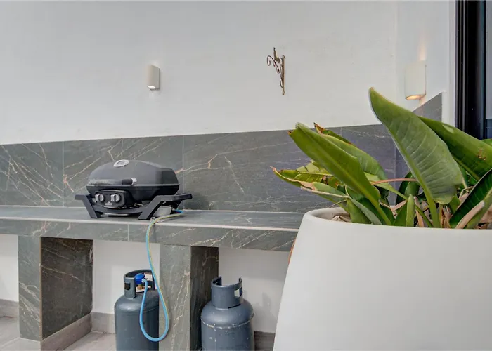 3br Penthouse With Private Jacuzzi In St Julians By 360 Estates Apartmán Saint Julian's